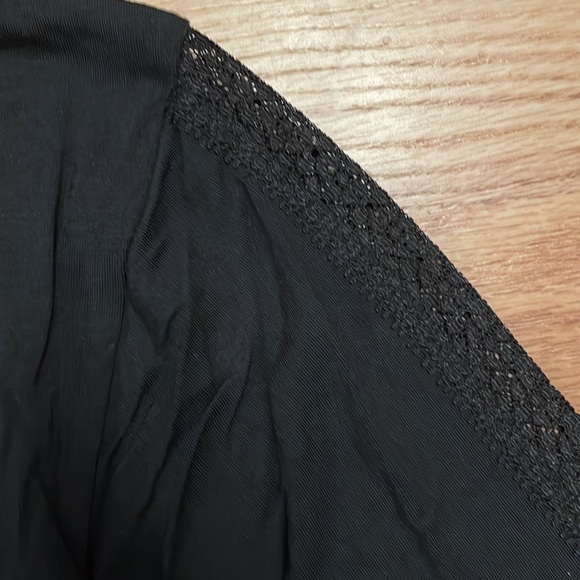 NWT VS Black Modal Lace-Trim LS Sleep shirt, size S - Picture 3 of 5